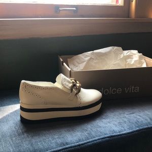 Jhenee White Leather Sneakers